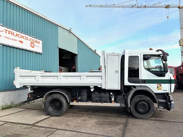 Renault Midlum 280 DXI FULL STEEL SUSPENSION 3-WAY KIPPER (8 GEARS MANUAL GEARBOX / FULL STEEL SUSPENSION / 3-SEATS / P.T.O. / ETC) - Самосвал: фото 4 Renault Midlum 280 DXI FULL STEEL SUSPENSION 3-WAY KIPPER (8 GEARS MANUAL GEARBOX / FULL STEEL SUSPENSION / 3-SEATS / P.T.O. / ETC) - Самосвал: фото 4