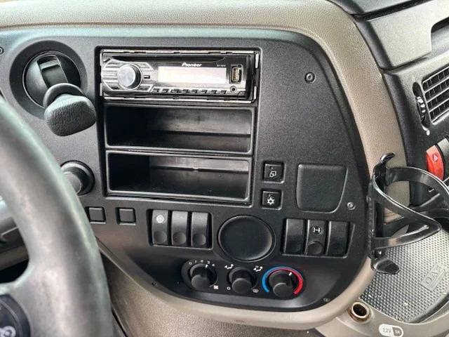 DAF XF 105.460 ATE SPACECAB 4x2 ONLY 835.500 KM (ZF-MANUAL GEARBOX / ZF-INTARDER / AIRCONDITIONING / EURO 5) в лизинг DAF XF 105.460 ATE SPACECAB 4x2 ONLY 835.500 KM (ZF-MANUAL GEARBOX / ZF-INTARDER / AIRCONDITIONING / EURO 5): фото 9