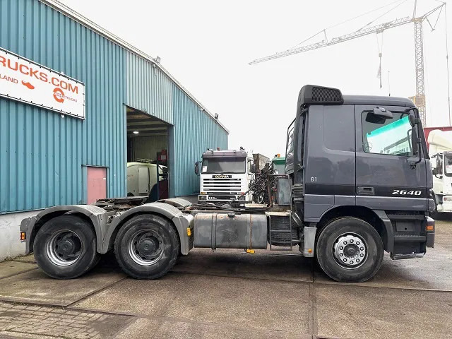 Mercedes-Benz Actros 2640 S 6x4 FULL STEEL TRACTOR UNIT (EPS WITH CLUTCH (3 PEDALS) / REDUCTION AXLES / FULL STEEL SUSPENSION / HYDRAULIC KIT - Тягач: фото 4 Mercedes-Benz Actros 2640 S 6x4 FULL STEEL TRACTOR UNIT (EPS WITH CLUTCH (3 PEDALS) / REDUCTION AXLES / FULL STEEL SUSPENSION / HYDRAULIC KIT - Тягач: фото 4