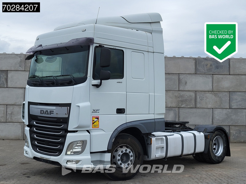 DAF XF 460 XF 4X2 Retarder Euro 6 - Тягач: фото 1 DAF XF 460 XF 4X2 Retarder Euro 6 - Тягач: фото 1