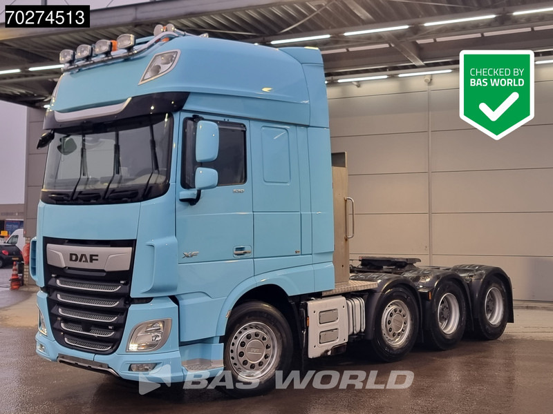 DAF XF 530 XF 8X4 Big-Axle Lift+lenkachse Retarder PTO Hydraulik StandKlima ACC LED Euro 6 - Тягач: фото 1 DAF XF 530 XF 8X4 Big-Axle Lift+lenkachse Retarder PTO Hydraulik StandKlima ACC LED Euro 6 - Тягач: фото 1