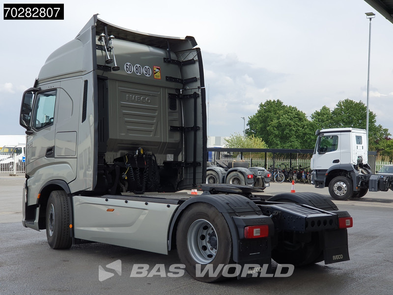 Iveco S-Way 530 4X2 Retarder Standklima LED Navi Euro 6 - Тягач: фото 2 Iveco S-Way 530 4X2 Retarder Standklima LED Navi Euro 6 - Тягач: фото 2