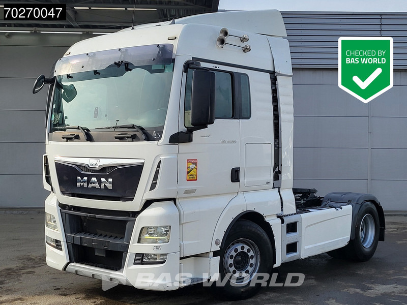 MAN TGX 18.560 4X2 XLX Retarder 2x Tanks ADR - Тягач: фото 1