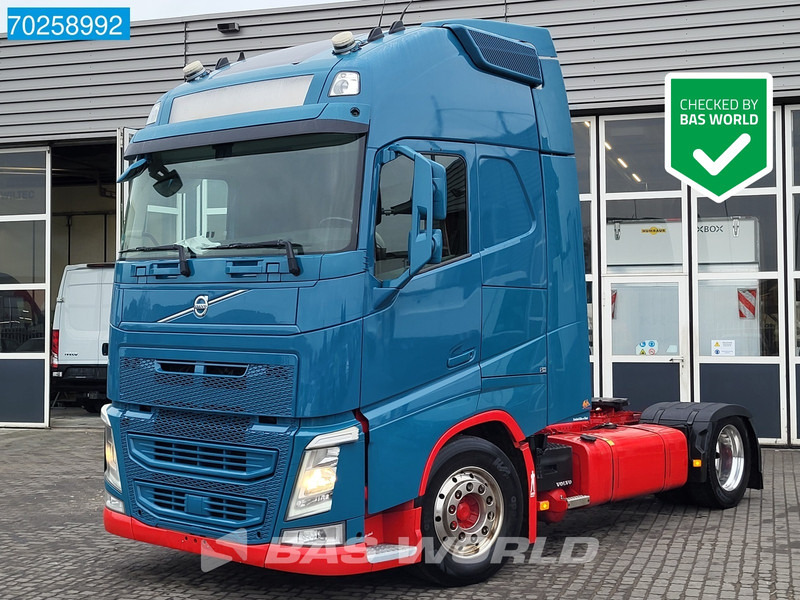Volvo FH 500 4X2 2x Tanks VEB+ Standklima Mega - Тягач: фото 1