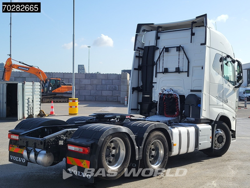 Volvo FH16 750 FH16 6X6 X-Track Liftachse Full-Air VDS VEB+ Alcoa's ACC LED Alcoa's - Тягач: фото 5 Volvo FH16 750 FH16 6X6 X-Track Liftachse Full-Air VDS VEB+ Alcoa's ACC LED Alcoa's - Тягач: фото 5