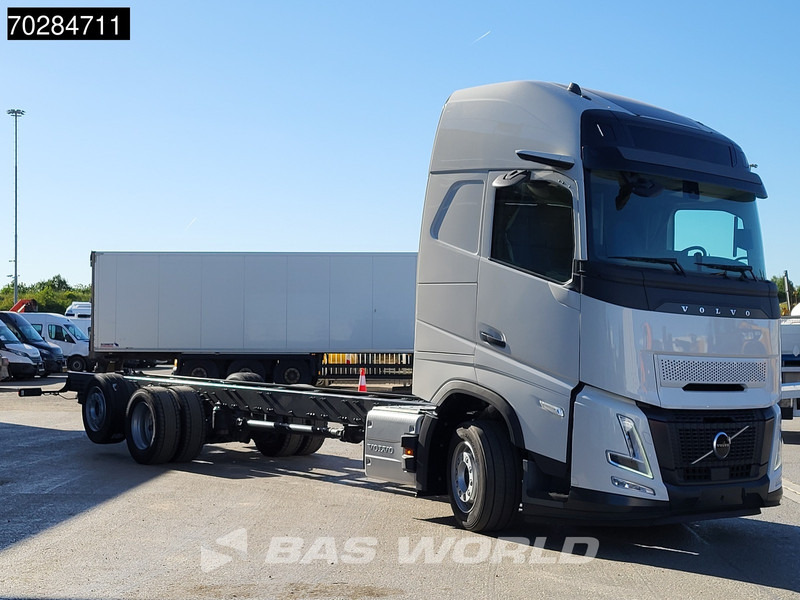 Volvo FH 62 R AERO 6X2 XL Lift+Lenkachse Dynamic Steering Mirror cam - Грузовик-шасси: фото 3 Volvo FH 62 R AERO 6X2 XL Lift+Lenkachse Dynamic Steering Mirror cam - Грузовик-шасси: фото 3