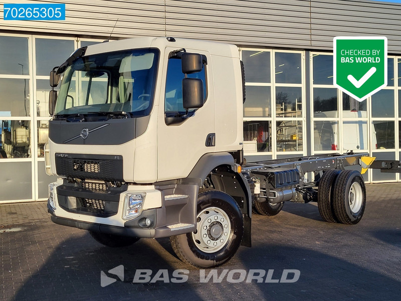 Volvo FL 280 4X4 NEW! 4x4 16tons chassis Automatic Euro 6 - Грузовик-шасси: фото 1 Volvo FL 280 4X4 NEW! 4x4 16tons chassis Automatic Euro 6 - Грузовик-шасси: фото 1
