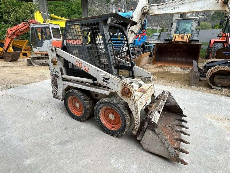 Bobcat 543 - Мини-погрузчик с бортовым поворотом: фото 3 Bobcat 543 - Мини-погрузчик с бортовым поворотом: фото 3