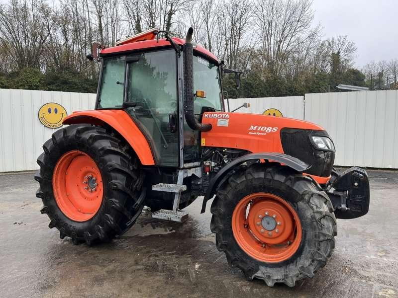 Kubota M108S - Трактор: фото 1 Kubota M108S - Трактор: фото 1