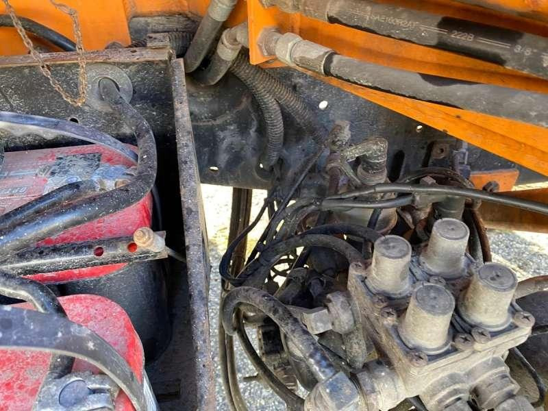 Самосвал Mercedes UNIMOG U 140 MACHINE SUISSE: фото 44