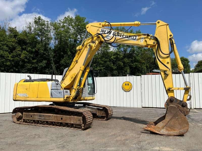 New Holland E215B - Гусеничный экскаватор: фото 1