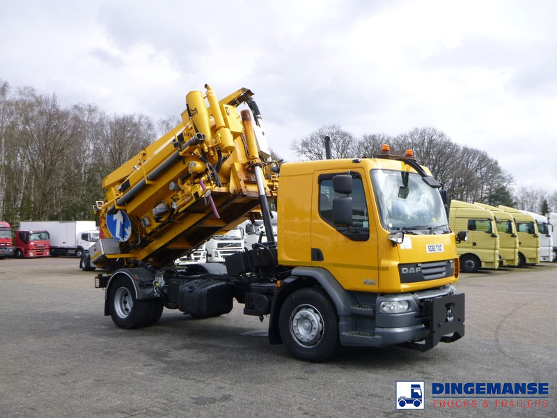 DAF LF 55.220 4x2 RHD Whale vacuum tank 7.5 m3 - Ассенизатор: фото 2 DAF LF 55.220 4x2 RHD Whale vacuum tank 7.5 m3 - Ассенизатор: фото 2