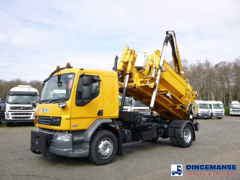 DAF LF 55.220 4x2 RHD Whale vacuum tank 7.5 m3 - Ассенизатор: фото 1 DAF LF 55.220 4x2 RHD Whale vacuum tank 7.5 m3 - Ассенизатор: фото 1