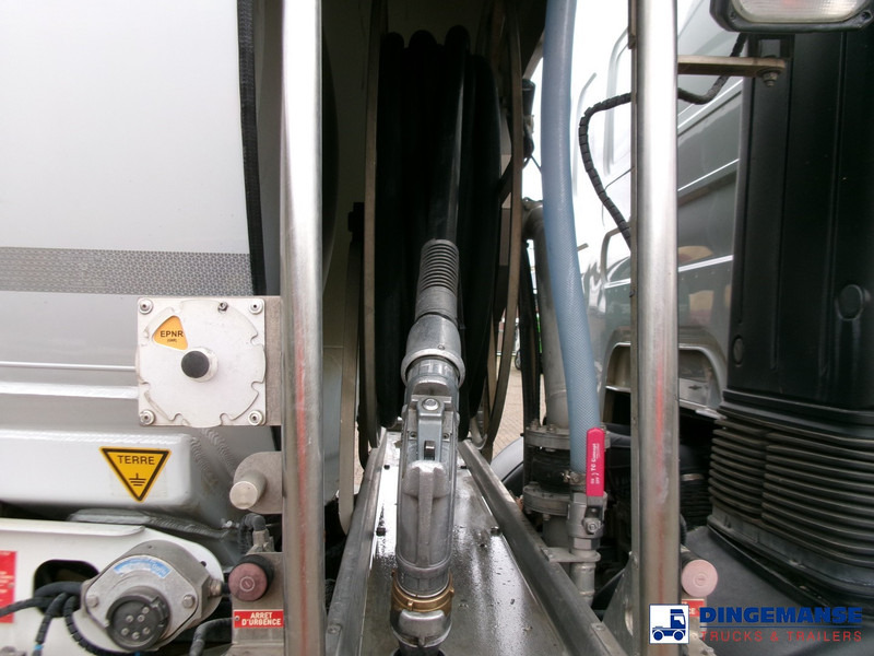 Renault Premium 260 4x2 fuel tank 13.8 m3 / 4 comp в лизинг Renault Premium 260 4x2 fuel tank 13.8 m3 / 4 comp: фото 9