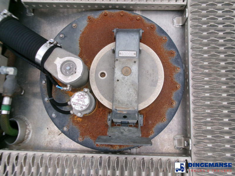 Renault Premium 260 4x2 fuel tank 13.8 m3 / 4 comp в лизинг Renault Premium 260 4x2 fuel tank 13.8 m3 / 4 comp: фото 13