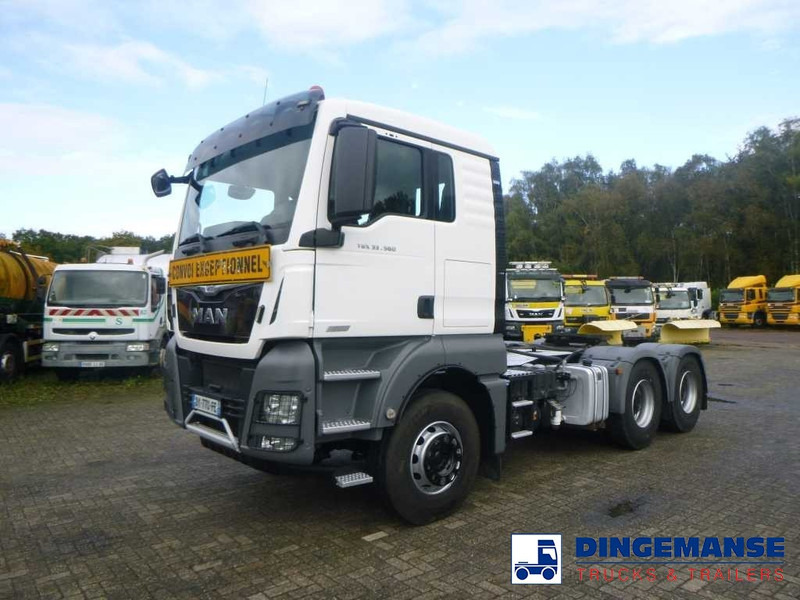 MAN TGX 33.560 6X4 + Retarder + Hydraulics / 96 t - Тягач: фото 1