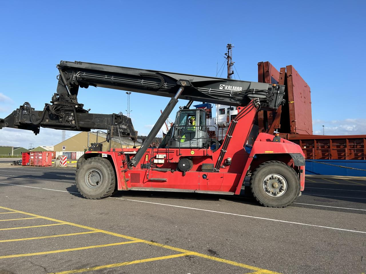 Kalmar DRG450-65S5 - Ричстакер: фото 1 Kalmar DRG450-65S5 - Ричстакер: фото 1