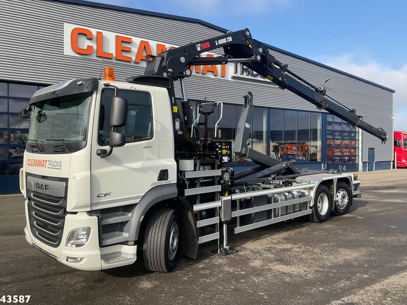 DAF FAN CF 430 Hiab 25 Tonmeter laadkraan - Крюковой мультилифт, Автоманипулятор: фото 1 DAF FAN CF 430 Hiab 25 Tonmeter laadkraan - Крюковой мультилифт, Автоманипулятор: фото 1