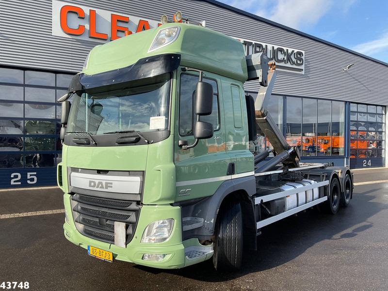 DAF FAS CF 440 Euro 6 VDL 21 Ton haakarmsysteem - Крюковой мультилифт: фото 1 DAF FAS CF 440 Euro 6 VDL 21 Ton haakarmsysteem - Крюковой мультилифт: фото 1