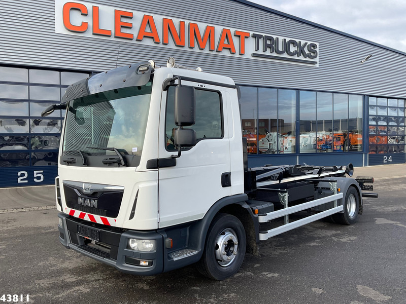 MAN TGL 12.220 Euro 6 12 Ton haakarmsysteem - Крюковой мультилифт: фото 2 MAN TGL 12.220 Euro 6 12 Ton haakarmsysteem - Крюковой мультилифт: фото 2