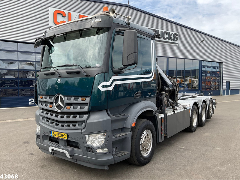 Mercedes-Benz Arocs 3251 8x4 Euro 6 Hiab 28 Tonmeter laadkraan - Крюковой мультилифт, Автоманипулятор: фото 2 Mercedes-Benz Arocs 3251 8x4 Euro 6 Hiab 28 Tonmeter laadkraan - Крюковой мультилифт, Автоманипулятор: фото 2