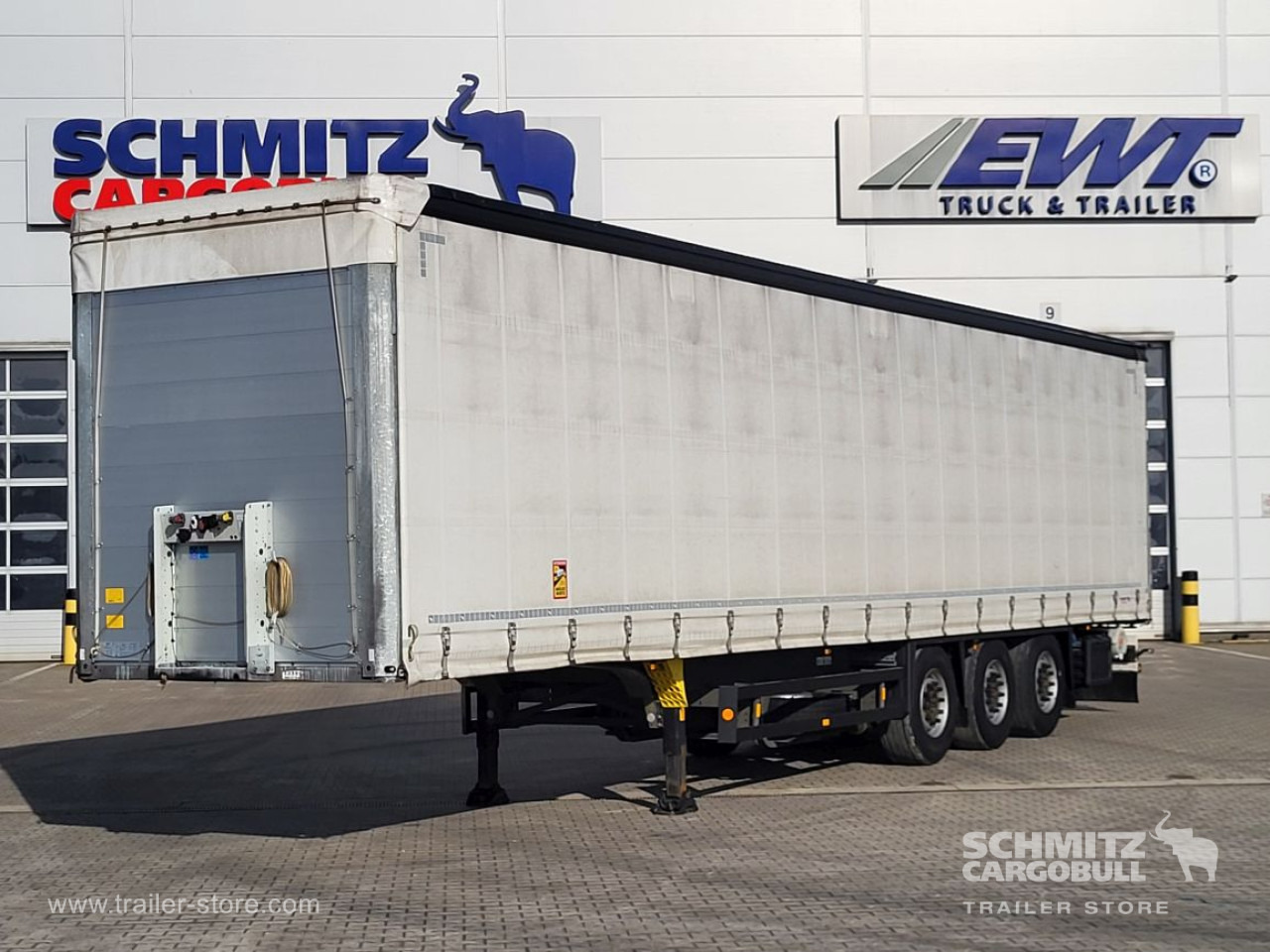 SCHMITZ Curtainsider coil - Тентованный полуприцеп: фото 1 SCHMITZ Curtainsider coil - Тентованный полуприцеп: фото 1