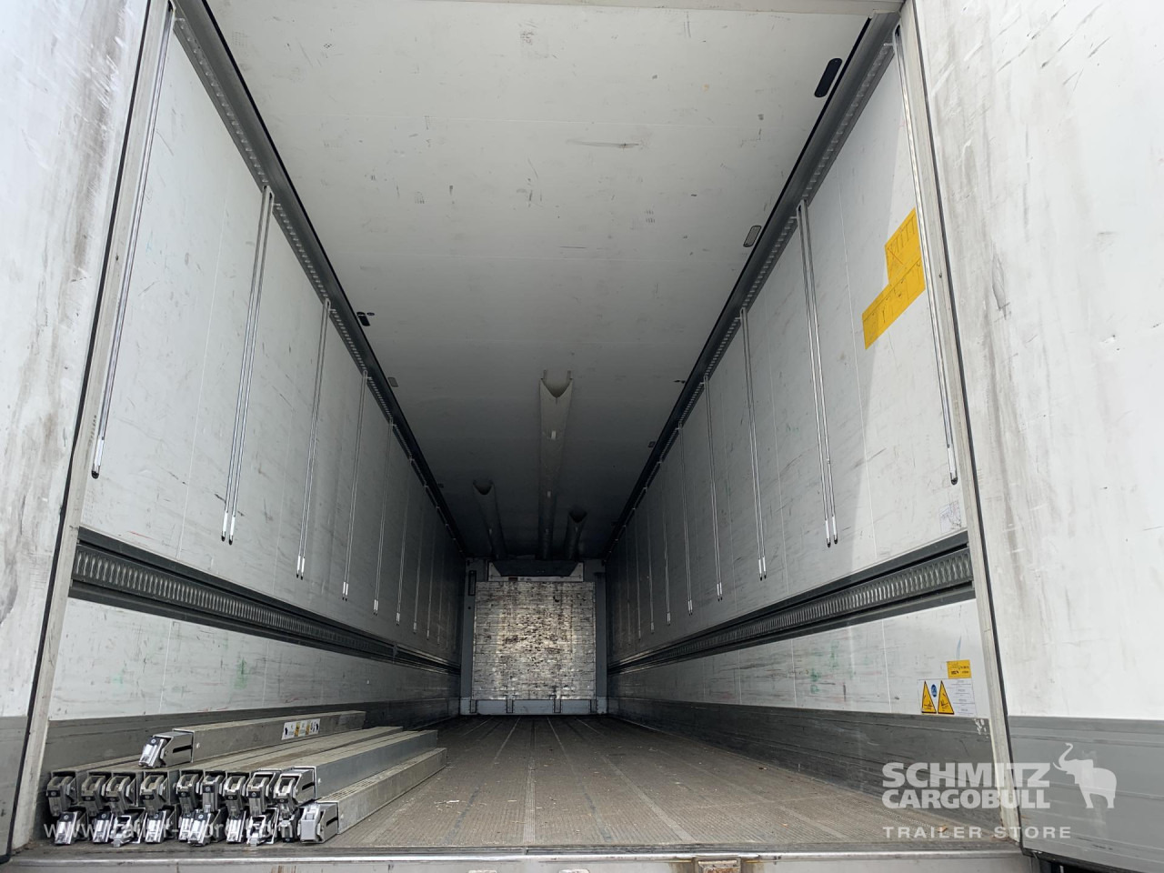 SCHMITZ Reefer flowertransport Double deck - Изотермический полуприцеп: фото 5 SCHMITZ Reefer flowertransport Double deck - Изотермический полуприцеп: фото 5
