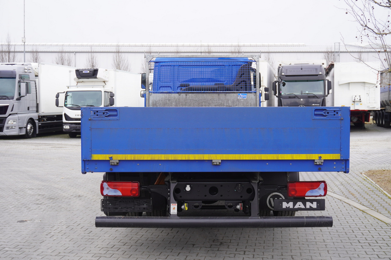 MAN TGM 15.250 / 160,000 km! / 2021 / Flatbed 18 EPAL / 8.8 t capacity - Грузовик бортовой/ Платформа: фото 4 MAN TGM 15.250 / 160,000 km! / 2021 / Flatbed 18 EPAL / 8.8 t capacity - Грузовик бортовой/ Платформа: фото 4