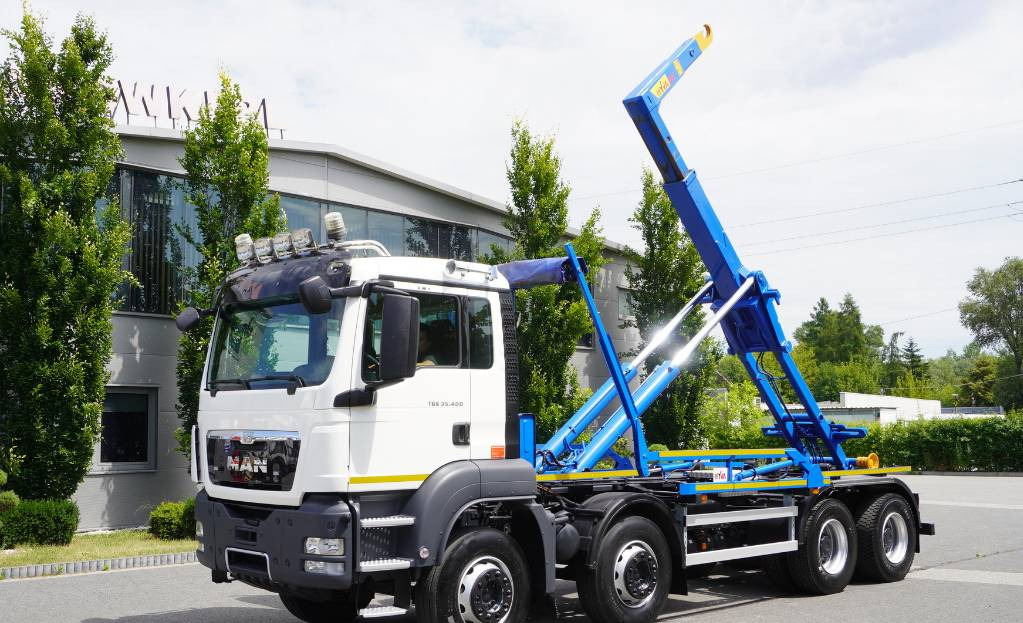 Крюковой мультилифт MAN TGS 35.400 8×4 HYVA LIFT 32.56 SE hooklift: фото 1 Крюковой мультилифт MAN TGS 35.400 8×4 HYVA LIFT 32.56 SE hooklift: фото 1