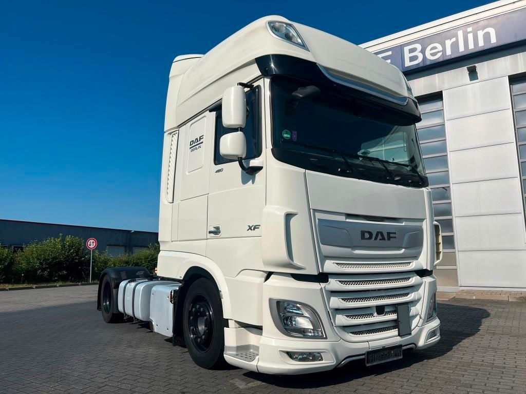 DAF XF 480 FT Low Deck Retarder Standklima 2 x Tank - Тягач: фото 1 DAF XF 480 FT Low Deck Retarder Standklima 2 x Tank - Тягач: фото 1