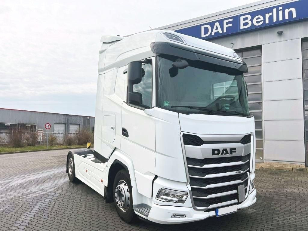 DAF XG 480 FT TraXon ZF-Intarder 2x Tank 1.195 Liter - Тягач: фото 1 DAF XG 480 FT TraXon ZF-Intarder 2x Tank 1.195 Liter - Тягач: фото 1
