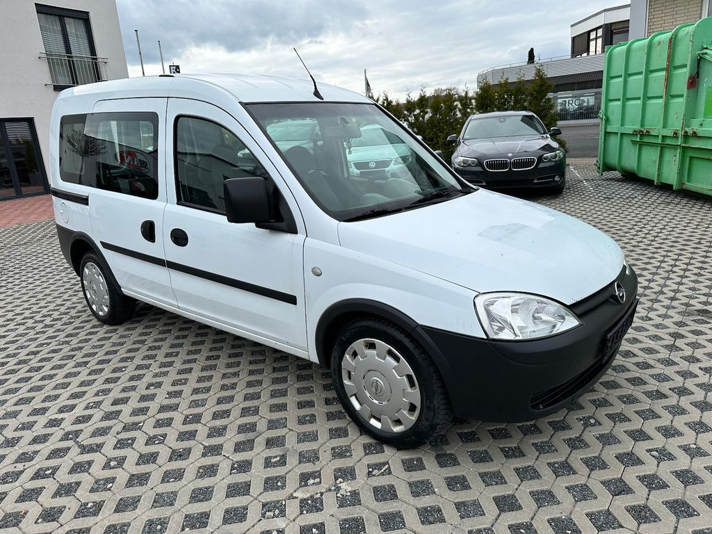 Opel Combo 1.4 TWINPORT ECOTEC Arizona - Пассажирский фургон: фото 1 Opel Combo 1.4 TWINPORT ECOTEC Arizona - Пассажирский фургон: фото 1