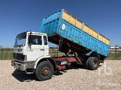 RENAULT DG230.20 4x2 - Самосвал: фото 1 RENAULT DG230.20 4x2 - Самосвал: фото 1