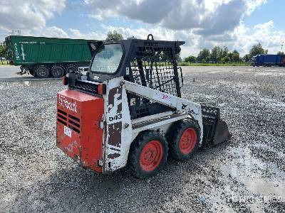 BOBCAT 543 - Мини-погрузчик с бортовым поворотом: фото 3 BOBCAT 543 - Мини-погрузчик с бортовым поворотом: фото 3