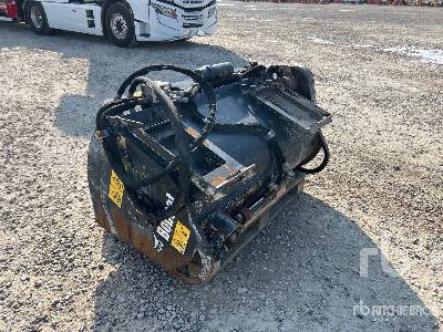 BOBCAT MB250SD to fit Bobcat T870HJF - Барабан смесительный, Навесное оборудование: фото 2 BOBCAT MB250SD to fit Bobcat T870HJF - Барабан смесительный, Навесное оборудование: фото 2