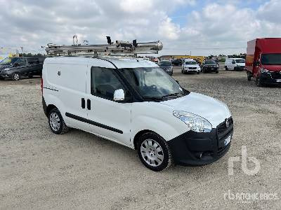 FIAT DOBLO CARGO 1.6 MTJ 16V 105CV SX E6 - Грузовик с закрытым кузовом: фото 4 FIAT DOBLO CARGO 1.6 MTJ 16V 105CV SX E6 - Грузовик с закрытым кузовом: фото 4