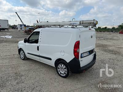 FIAT DOBLO CARGO 1.6 MTJ 16V 105CV SX E6 - Грузовик с закрытым кузовом: фото 2 FIAT DOBLO CARGO 1.6 MTJ 16V 105CV SX E6 - Грузовик с закрытым кузовом: фото 2
