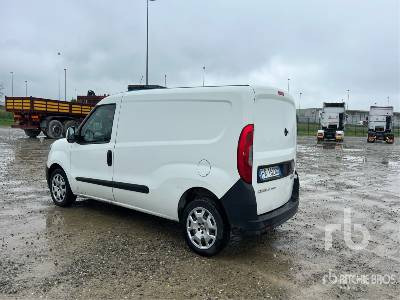 FIAT DOBLO CARGO - Грузовик с закрытым кузовом: фото 3 FIAT DOBLO CARGO - Грузовик с закрытым кузовом: фото 3