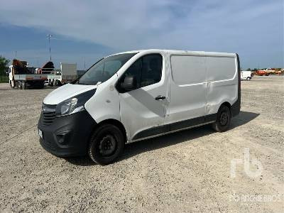 OPEL VIVARO - Грузовик с закрытым кузовом: фото 1 OPEL VIVARO - Грузовик с закрытым кузовом: фото 1
