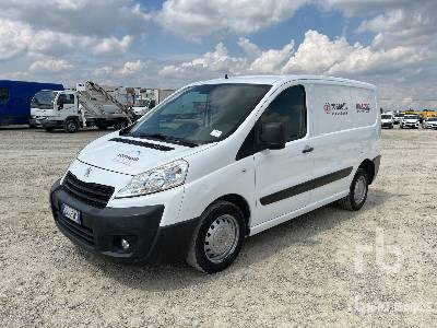 PEUGEOT EXPERT X TAHZ8 - Грузовик с закрытым кузовом: фото 1 PEUGEOT EXPERT X TAHZ8 - Грузовик с закрытым кузовом: фото 1