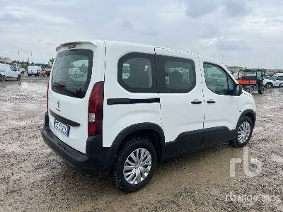 PEUGEOT RIFTER 1.5 BLUEHDI ACTIVE S&S 100CV - Легковой автомобиль: фото 3 PEUGEOT RIFTER 1.5 BLUEHDI ACTIVE S&S 100CV - Легковой автомобиль: фото 3