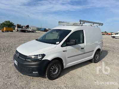 VOLKSWAGEN CADDY - Грузовик с закрытым кузовом: фото 1 VOLKSWAGEN CADDY - Грузовик с закрытым кузовом: фото 1