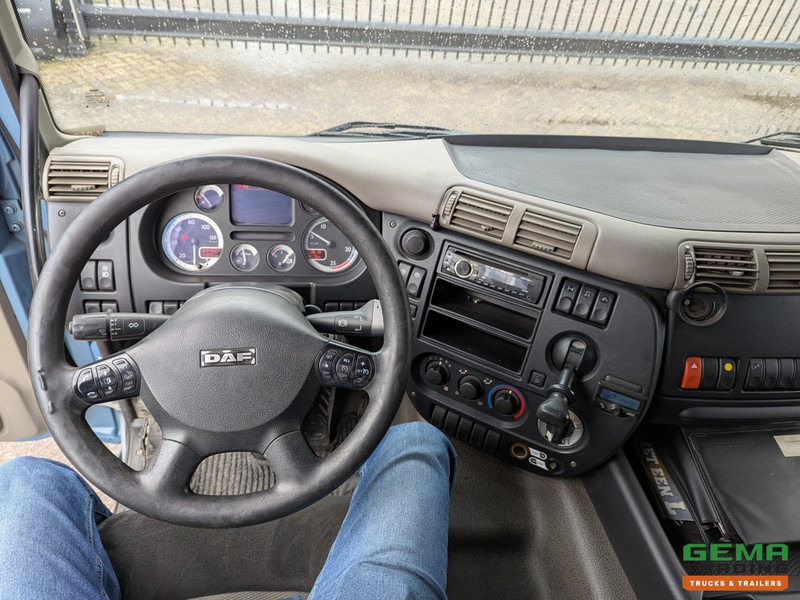 Фото интерьера 3: Грузовик бортовой/ Платформа DAF FAN CF85.460 6x2/4 SpaceCab Euro5 - Open Laadbak 6.9M - Lift/Stuur-As - Rockinger