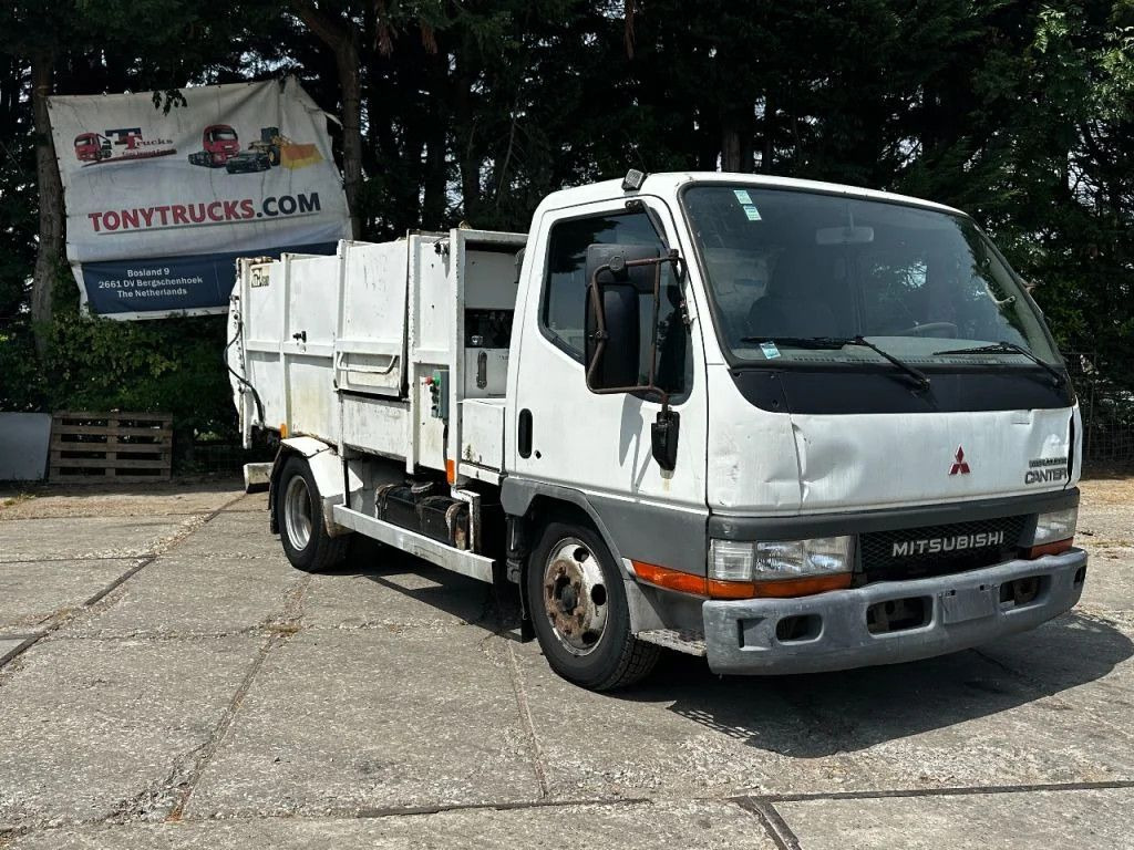 Mitsubishi Canter GARBAGE TRUCK SPRING/SPRING MANUAL GEARBO - Мусоровоз: фото 1 Mitsubishi Canter GARBAGE TRUCK SPRING/SPRING MANUAL GEARBO - Мусоровоз: фото 1