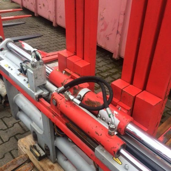 Dürwen Triple pallet Handler with separate side shift - Вилы для Погрузочно-разгрузочной техники: фото 1 Dürwen Triple pallet Handler with separate side shift - Вилы для Погрузочно-разгрузочной техники: фото 1