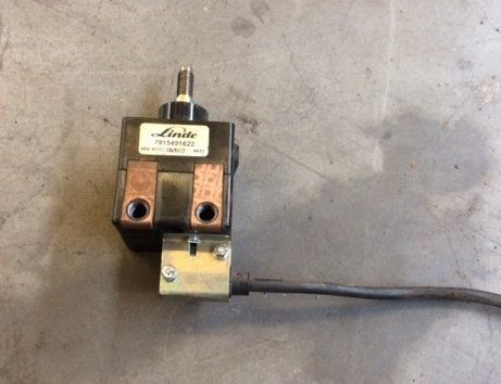 Emergency stop switch for Linde L14-16, Series 372 - Электрическая система для Погрузочно-разгрузочной техники: фото 1 Emergency stop switch for Linde L14-16, Series 372 - Электрическая система для Погрузочно-разгрузочной техники: фото 1