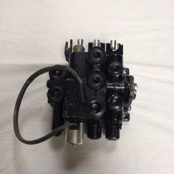 Hydraulic control valve for Caterpillar / Mitsubishi - Гидравлический клапан для Погрузочно-разгрузочной техники: фото 1 Hydraulic control valve for Caterpillar / Mitsubishi - Гидравлический клапан для Погрузочно-разгрузочной техники: фото 1