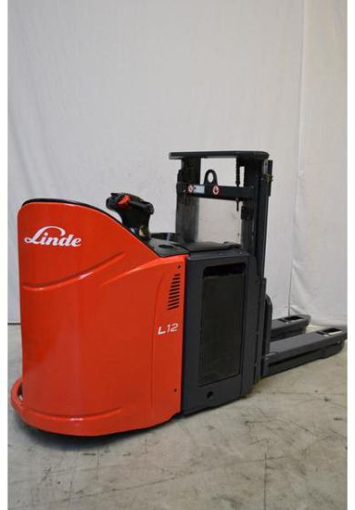 Linde L12L-SP (133) - Штабелер: фото 1