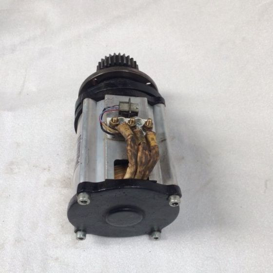 Steering motor for Caterpillar - Рулевое управление для Погрузочно-разгрузочной техники: фото 1 Steering motor for Caterpillar - Рулевое управление для Погрузочно-разгрузочной техники: фото 1