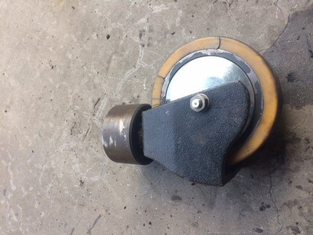 Support wheel for Linde L14-16, Series 372 - Рулевое управление для Погрузочно-разгрузочной техники: фото 1